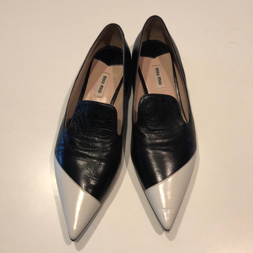 Miu Miu black and white pointy flats